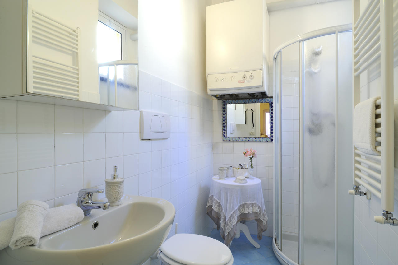 B&B Corallini Cervo Rum bild