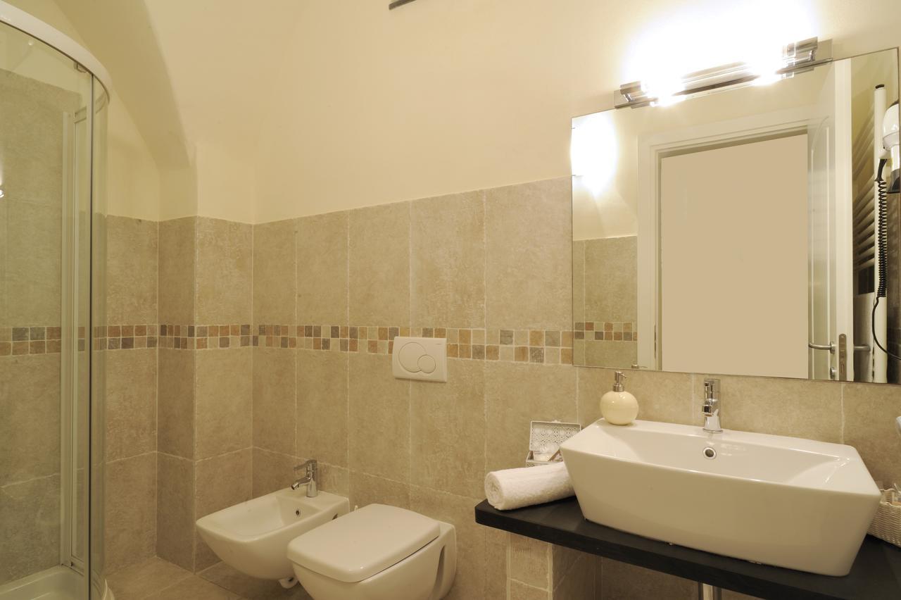 B&B Corallini Cervo Rum bild